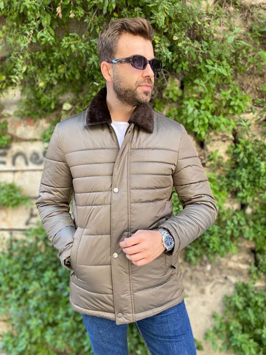 Image de VESTE GONFLABLE DE STYLE CLASSIQUE AVEC COL PLATINE