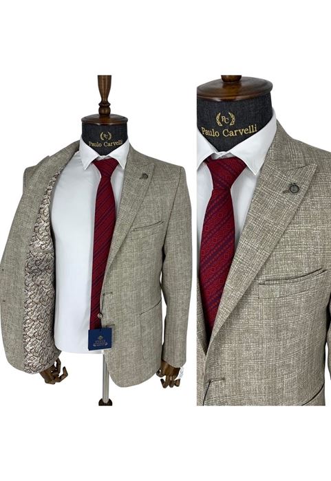 صورة سترة ذات خطوط صفراء مُفصلة