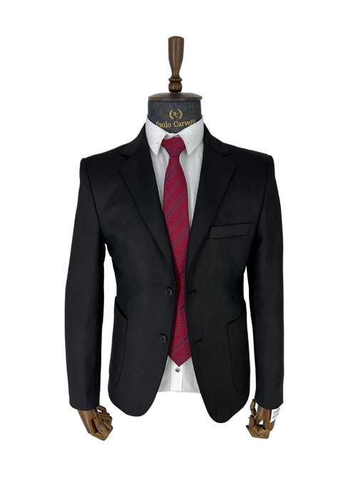 صورة جاكيت أسود لامع كلاسيكي