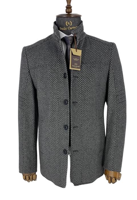 صورة معطف رمادي مثلث منقوش