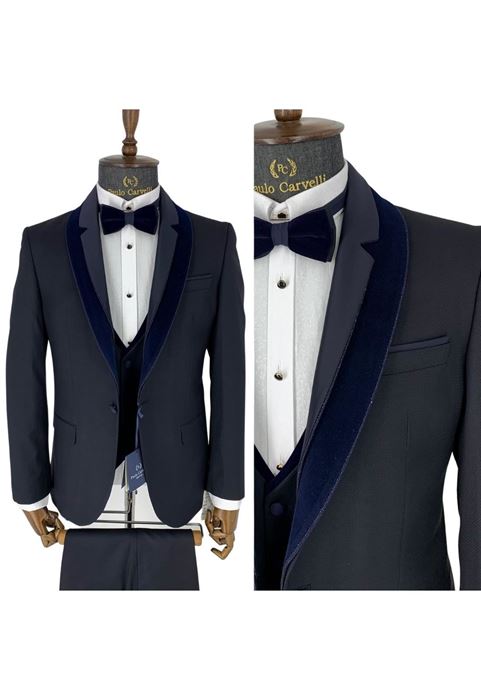 Image de COLLIER EN VELOURS BLEU MARINE FONCÉ DÉTAILLÉ FUMÉ