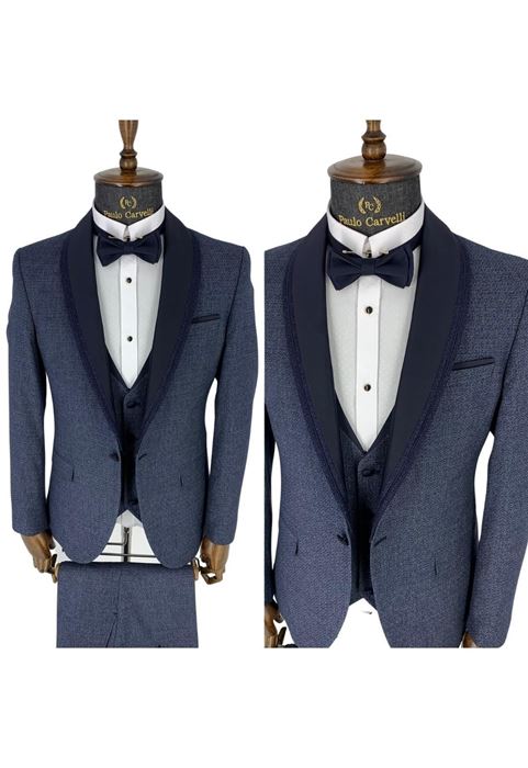 Image de TUNK DÉTAILLÉ EN MAILLE BLEU GLACÉ FONCÉ COL À MOTIFS