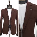 صورة BORDO DÜZ TAKIM ELBİSE